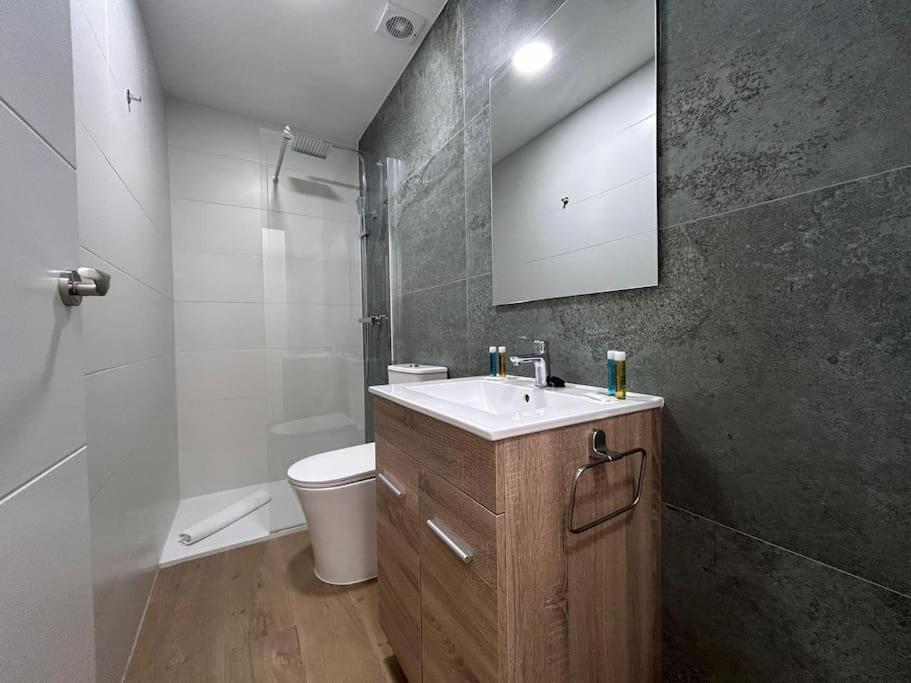 Apartment Beautiful Flat In Urq2 Madrid